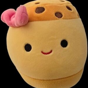 Squishmallows Koako The Ice Cream Cookie plush